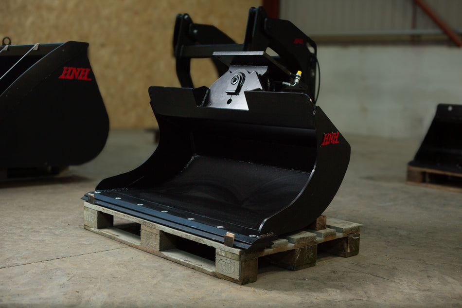 Tilt Bucket 60'' W - 7.5 T - 10T